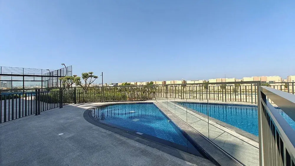 TOP Location | Work and Chill near Miracle Garden
