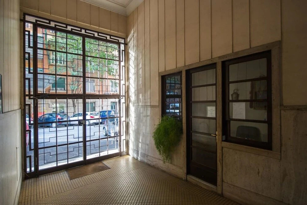 Modern & Elegant2 Bedroom Flat in Great Location