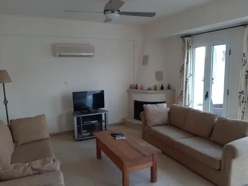 Drouseia Villa