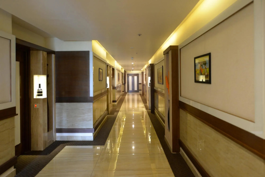OYO 897 Hotel Surabhi Elite