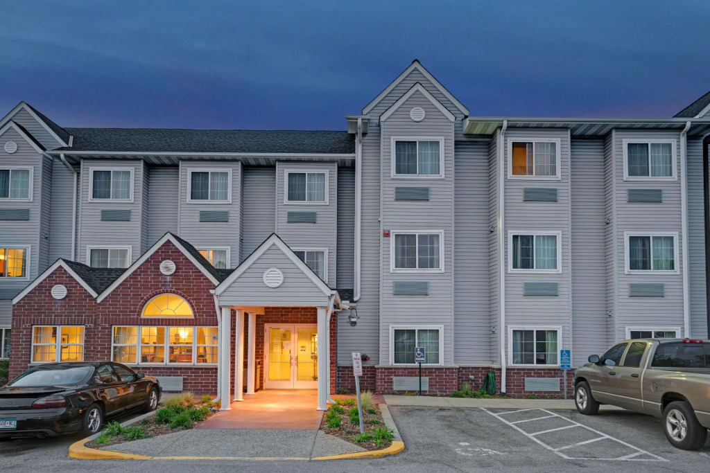 Microtel Inn and Suites - Inver Grove Heights