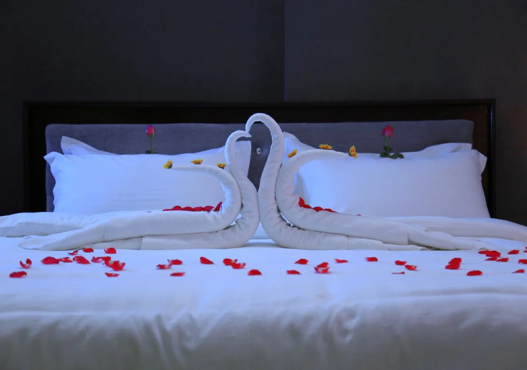 King & Queen Hotel