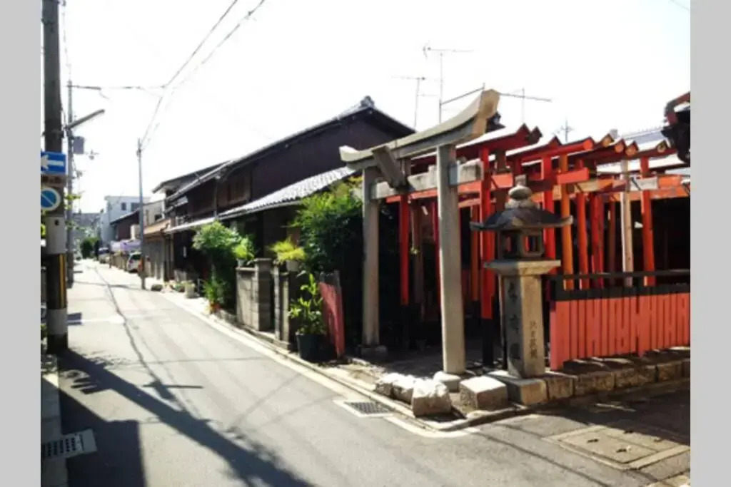 慶有魚·二条城(Kyotofish·Nijojo)*百年町屋青石板*庭院浴缸*二条站6分钟*民宿认证