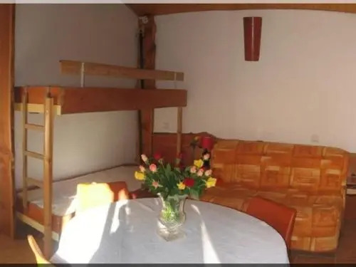 AU BOIS FLEURI Location Villa et Studios Roquebrune-sur-Argens