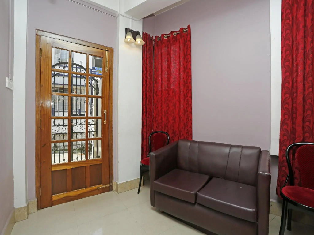 OYO 4276 AM Bed and Breakfast