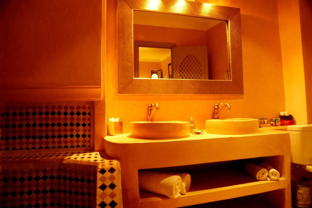 Riad Shama & Traditions