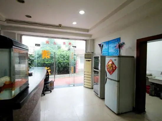 Xinjiyuan Hostel