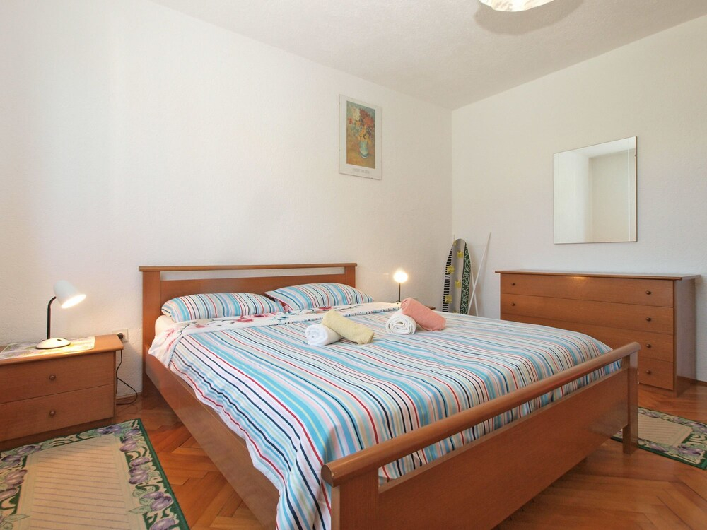 Apartment 1079