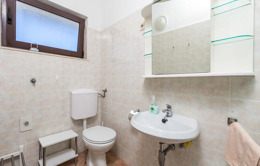 Beautiful Apartment in Matulji With 2 Bedrooms, Wifi and Outdoor Swimming Pool