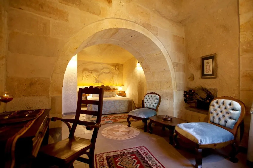Miras Hotel