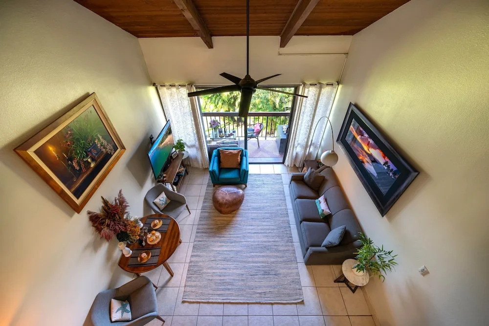 Maui Vistas #3419 2 Bedroom Condo by RedAwning
