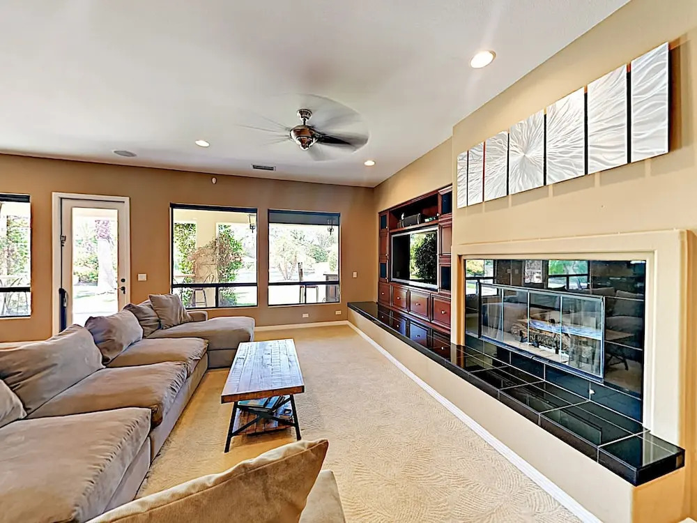 48603 Renewal St Home 4 Bedrooms 3.5 Bathrooms Home
