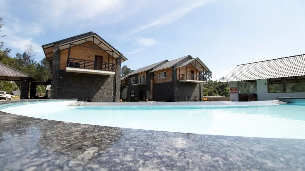 Livgrand - Yellow Lake Resorts & Spa, Yercaud - Myst