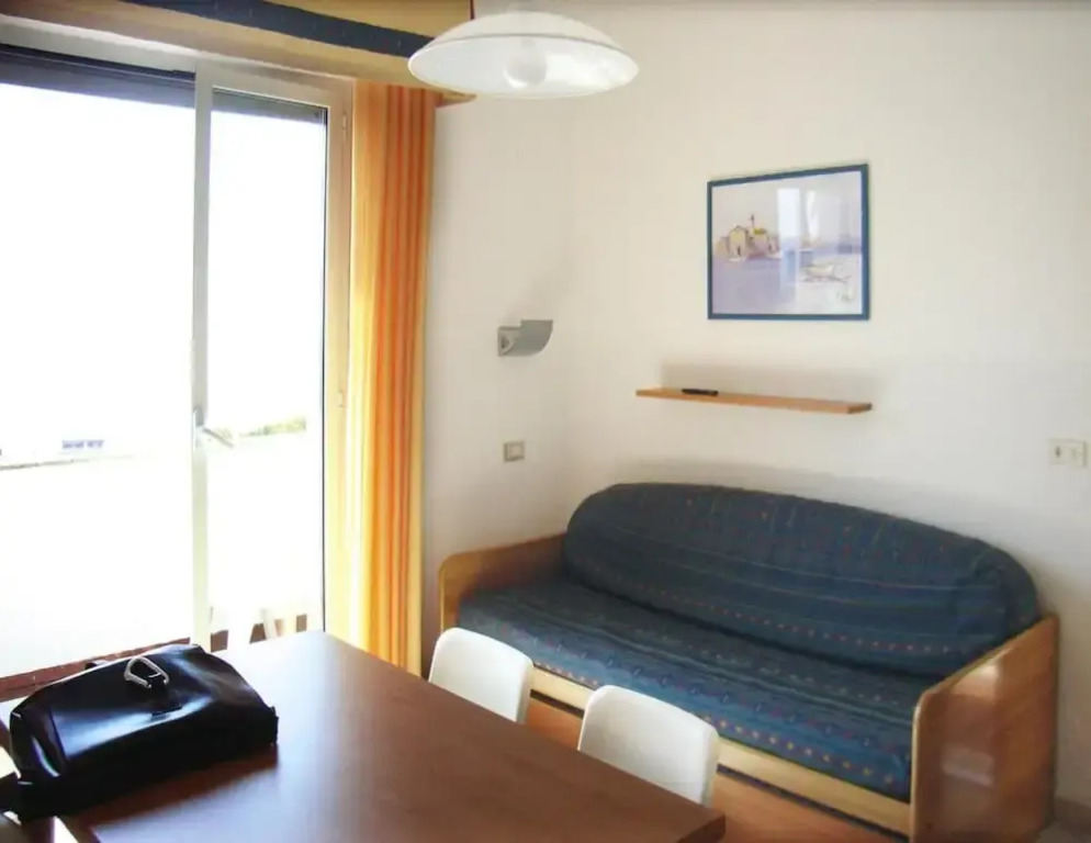 Holiday Flat in Pretty Residence With Communal Pool in Pietra Ligure