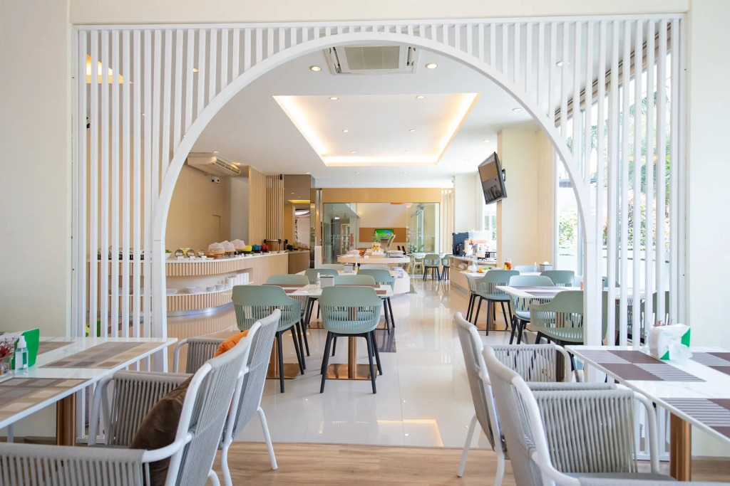 Phavina Grand Boutique
