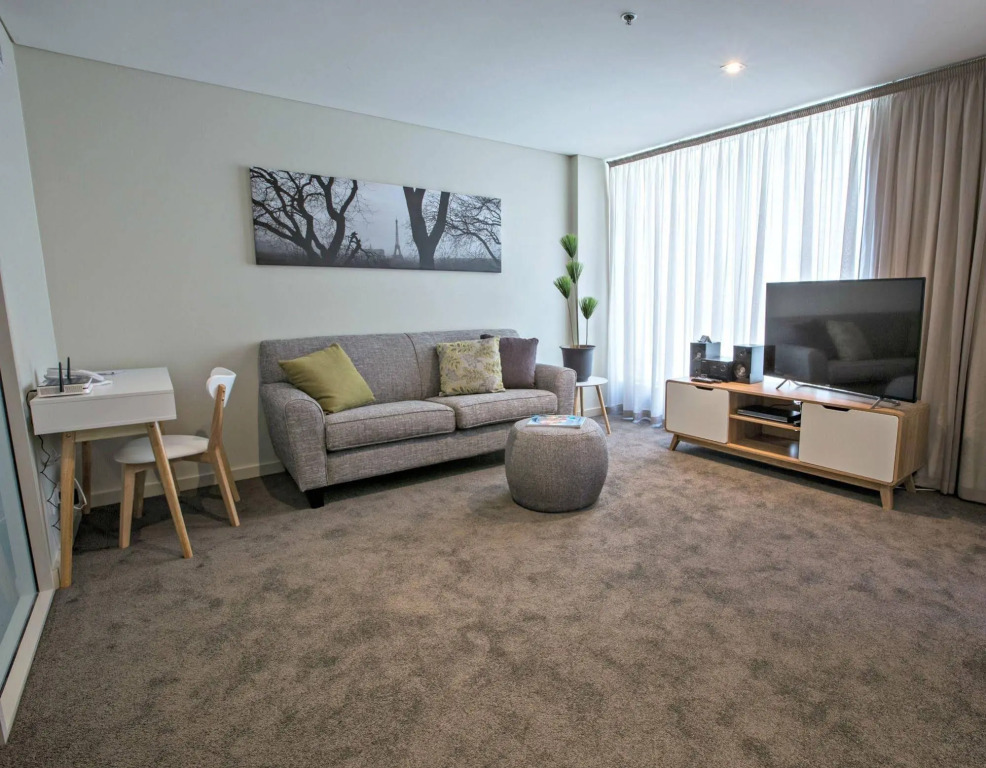 Adelaide Dress Circle Apartments - North Terrace