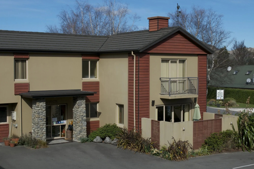 Tussock Peak Lodge