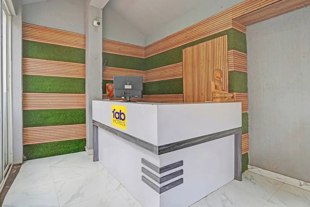 FabHotel V9 - 800m From Calangute Beach
