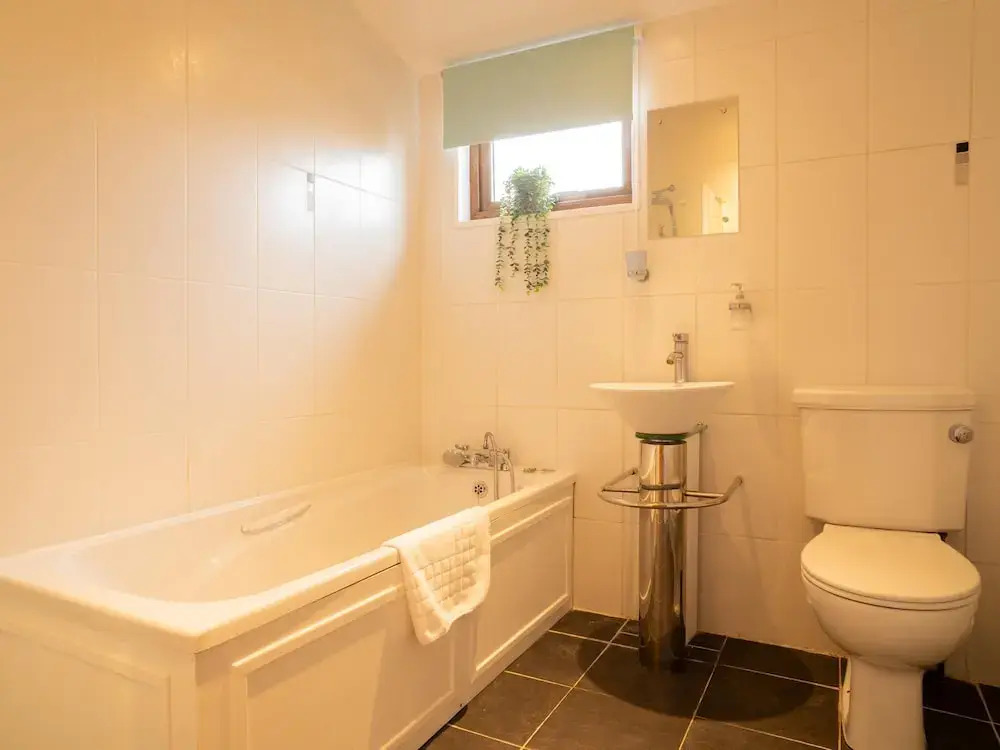 Elckys Lodge - Hot Tub Retreat Near York