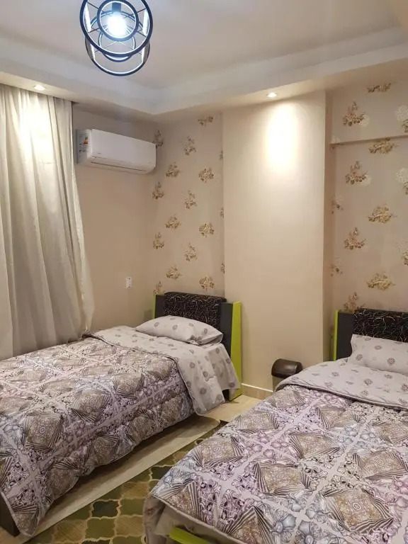 استديو مفروش فى المهندسين ميدان لبنان برج حديث