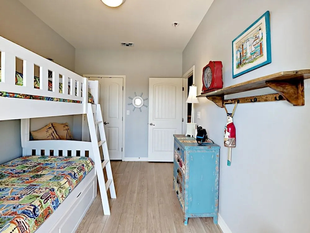 12 Gulf Side Hesperus - Four Bedroom Townhome