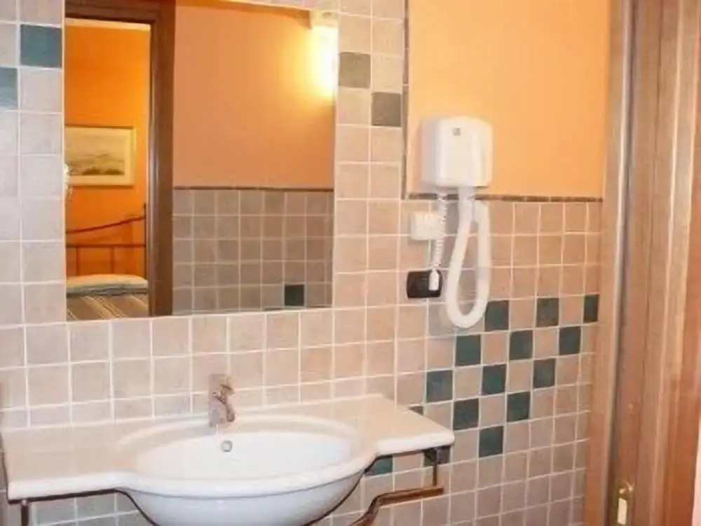 B&B lAngolo di Rosina con ristorante