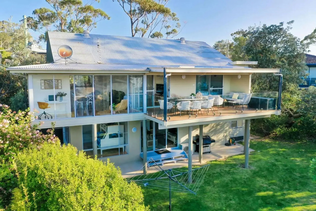 Surfers Beach House