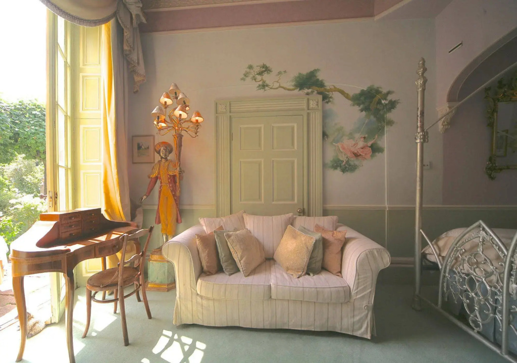 Queen Charlottes Orangery
