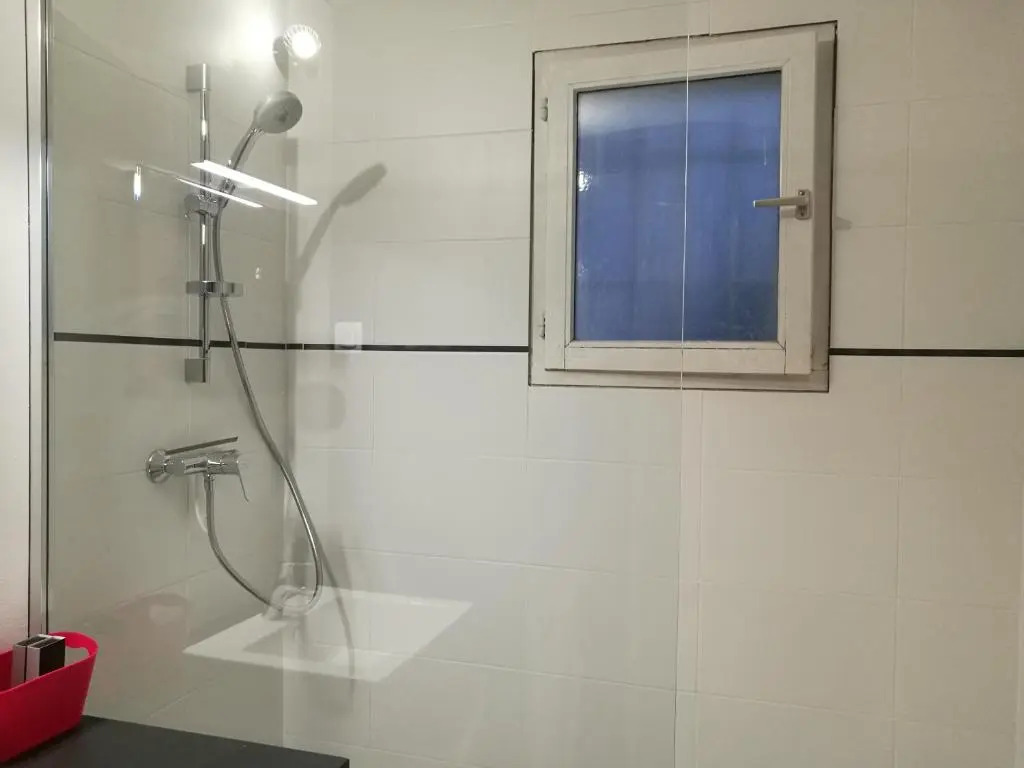 Nicolas I, 53m2, une chambre, parking privé