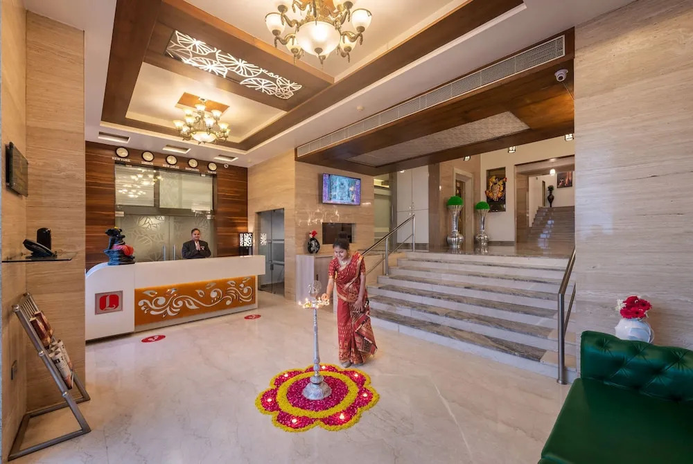 Dwarikadish Lords Eco Inn Dwarika