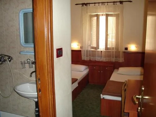 Apartments and Rooms Nekic