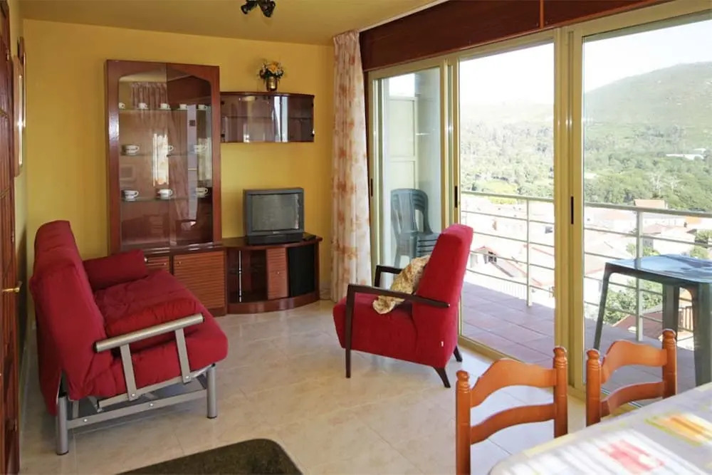 102001 -  Apartment in Lariño
