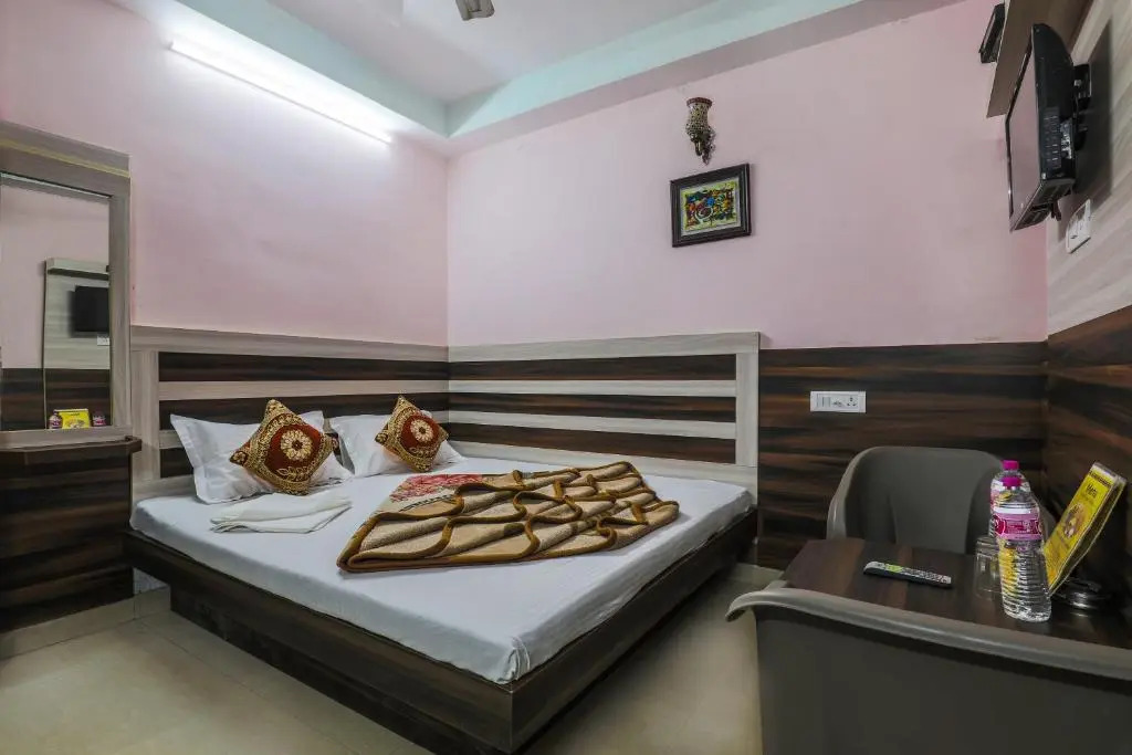 Hotel Sweet Home DX I Nearby New Delhi Railway Station