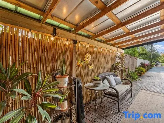 Top 1% ABNB Villa Oasis w/ Botanical Courtyard