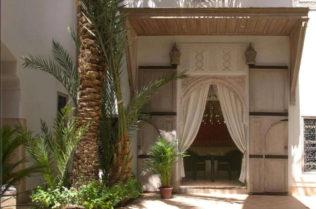 Riad Dar Housnia