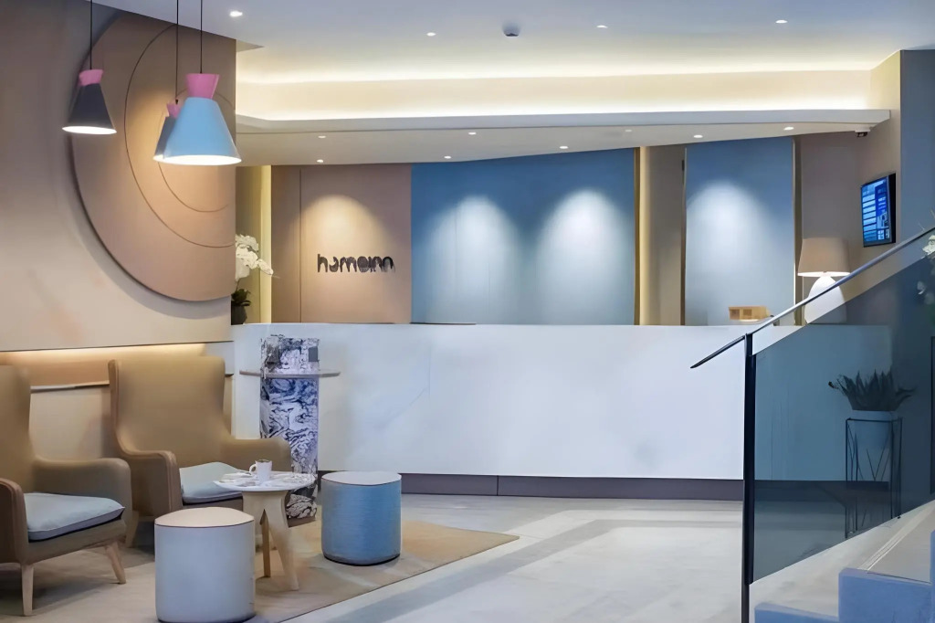 Home Inn Dongfeng Square