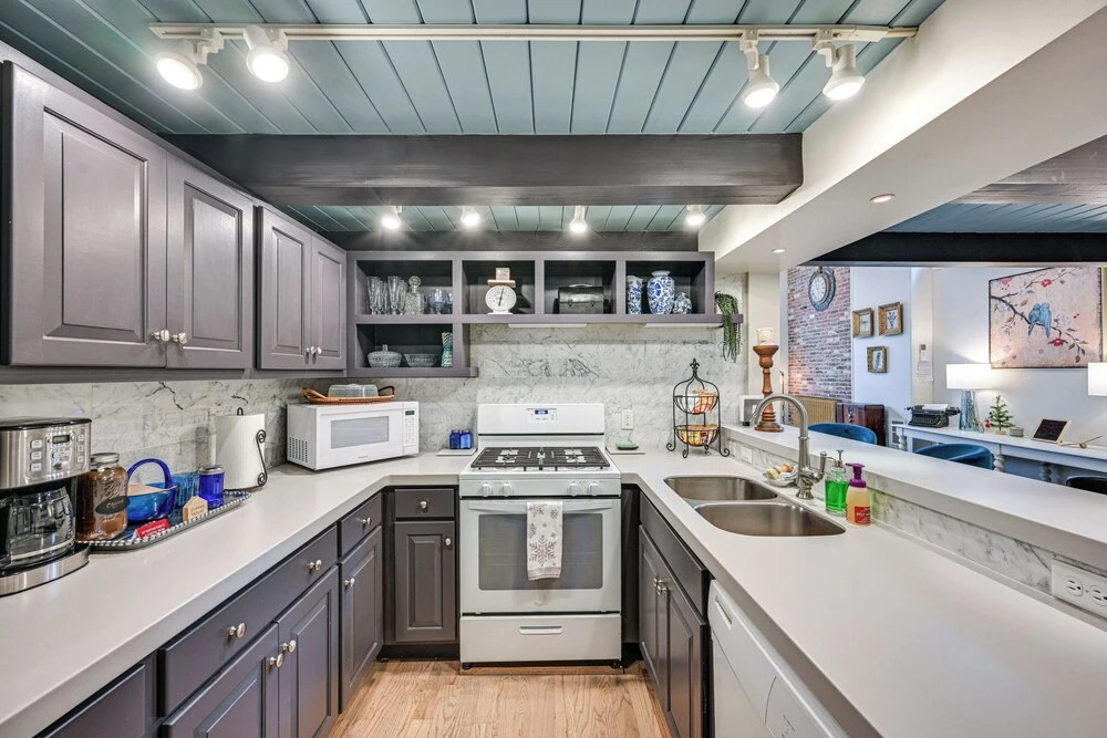 0776: Walk to Arkansas River: Historic Palace Loft