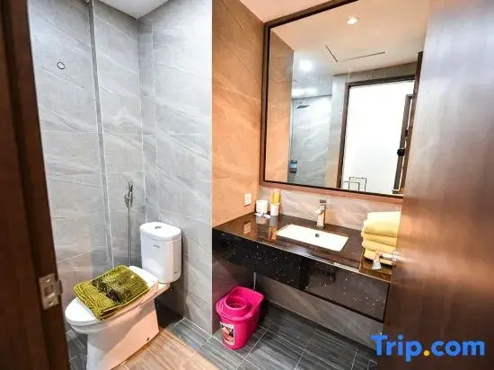 LOVINA 6-12 at Harbour Bay Residences