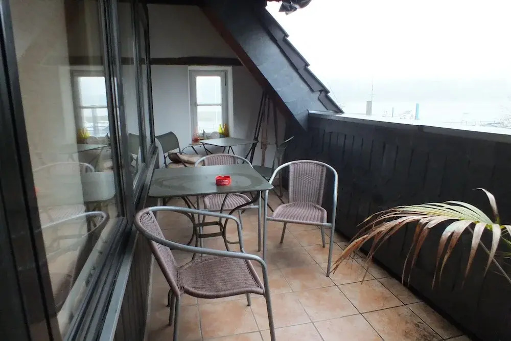 Rheinufer Lodge