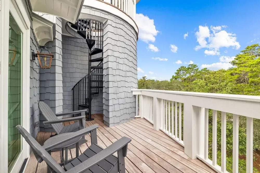 Newly Designed Custom Seaside Home with 6 Bedrooms + Next to Adult Pool/Fitness Center 6 Home by RedAwning