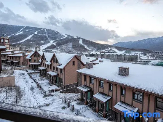 Xuejing Mountain View Homestay