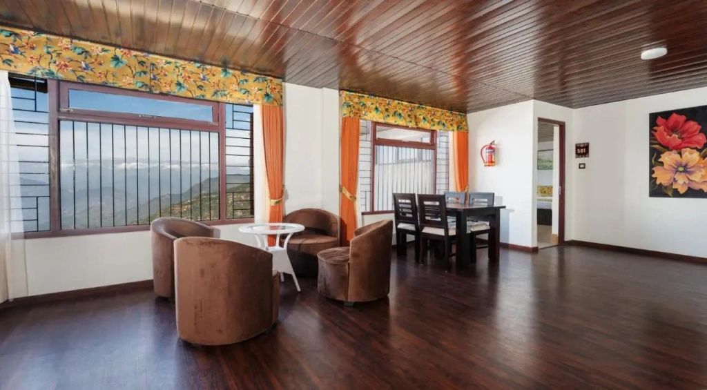 Summit Sherpa Mountain Hotel & Spa