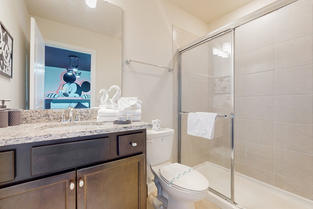 Inviting Family-friendly Home W/private Pool, Spa, Central AC, & W/D