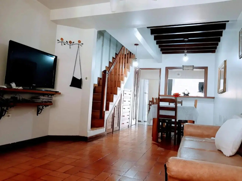 Casa em Paraty, excelente localização! 10 pessoas