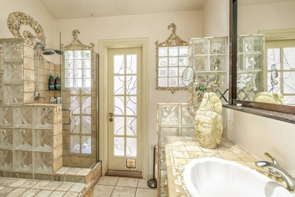 Retro Artistic 3br +loft@venice Short/long Stay 4 Bedroom Apts