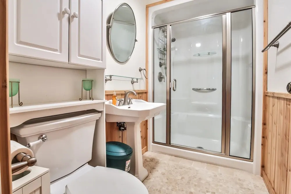 Porcupine Point - 4 Br Home