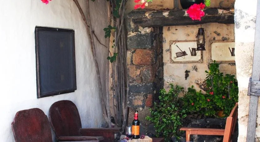 Casa Rural Tile