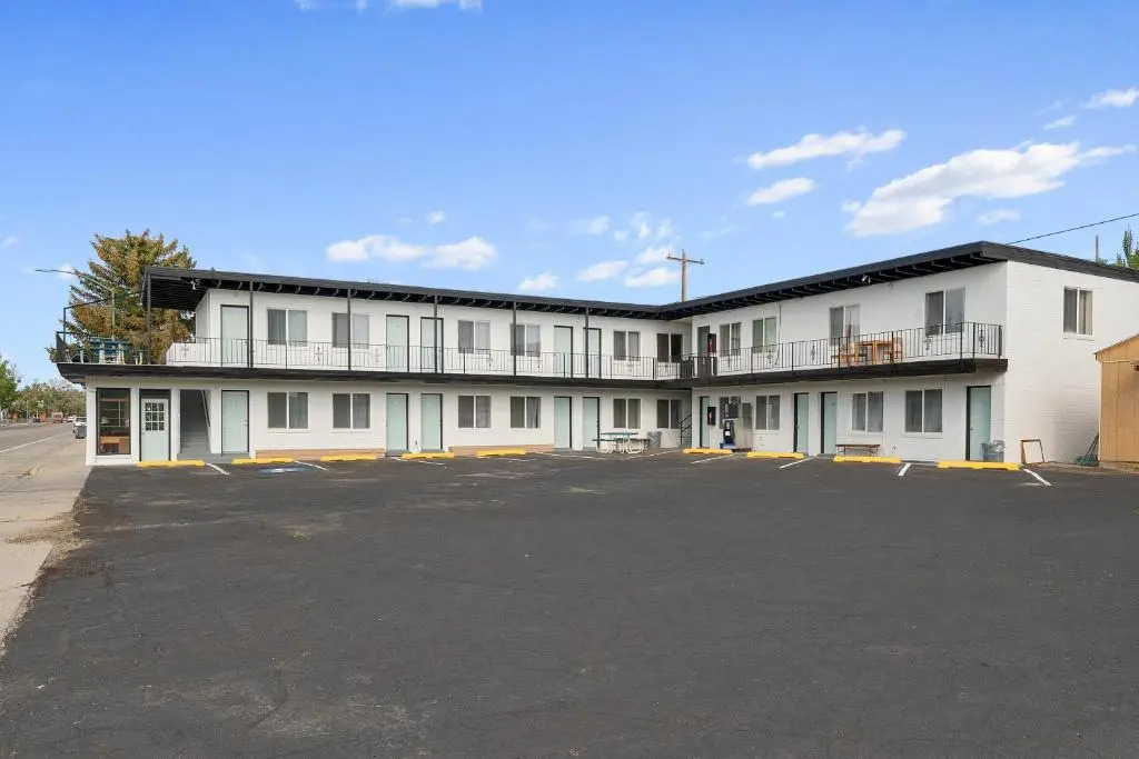 The Mint Motel
