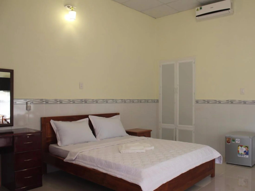 Nhat Lan Resort