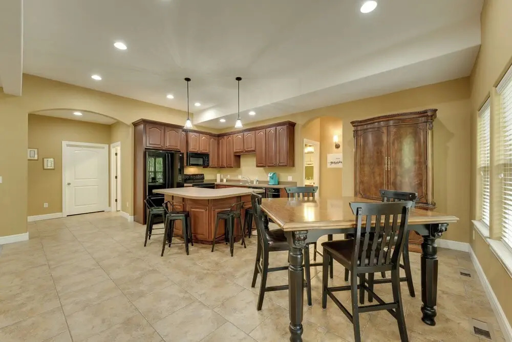 4 Mi to Branson Landing: Huge Home w/ Game Room!